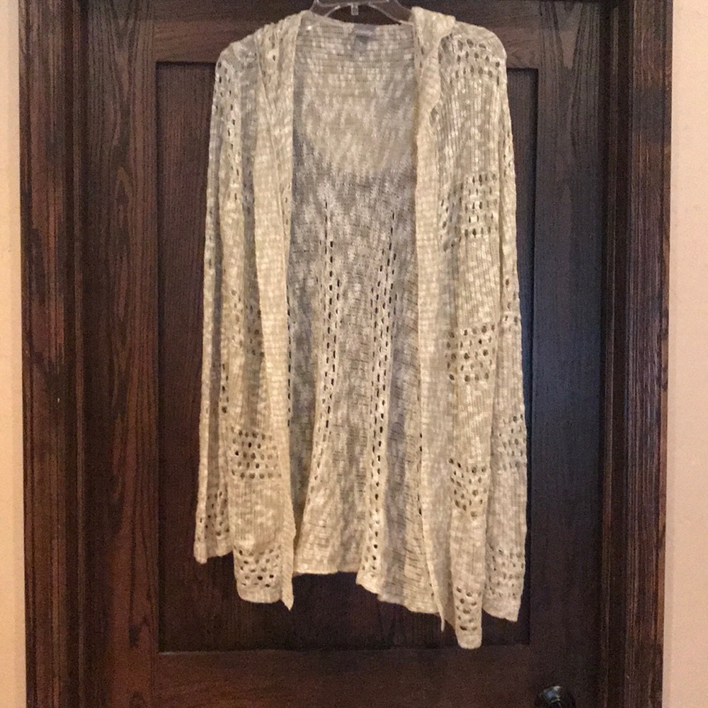 Cardigan sweater